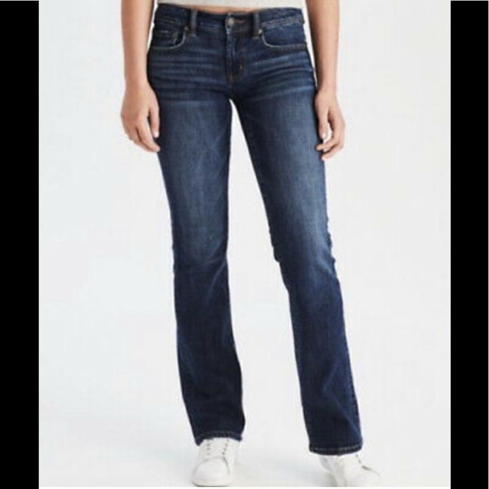EUC WOMEN’S AMERICAN EAGLE SIZE 6 LONG FAVORITE BOYFRIEND BOOTCUT JEANS